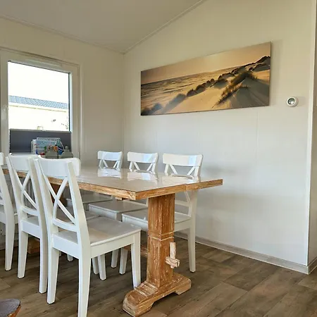 Chalet 5a Op Recreatiepark De Wielen Sint Maarten