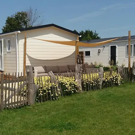 Chalet 5a Op Recreatiepark De Wielen Sint Maarten